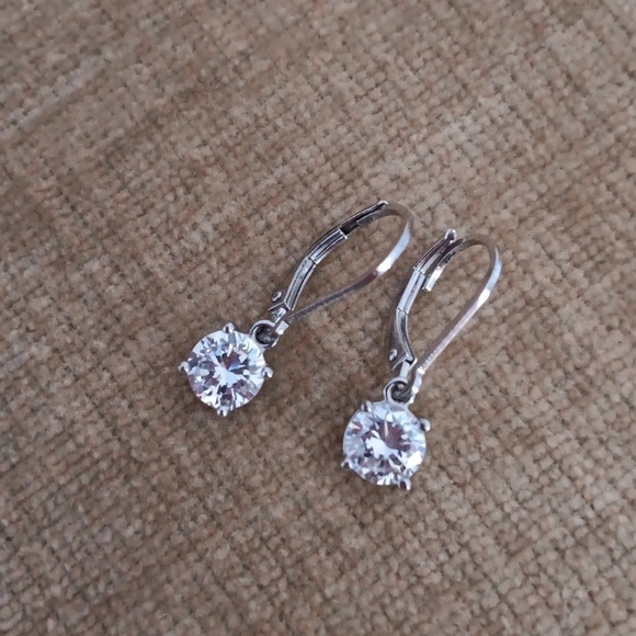 925 Silver Leverback Rhinestone Earrings - Picture 2 of 6